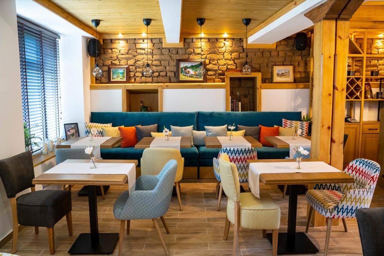Seven Springs Hotel Banya  Exterior photo